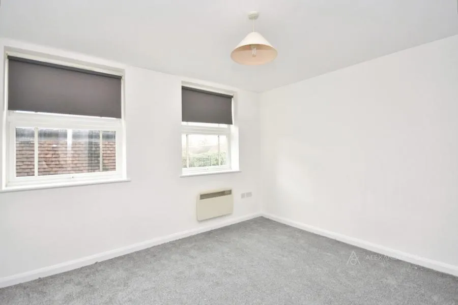 Granville Place, Aylesbury, HP20, photo 3