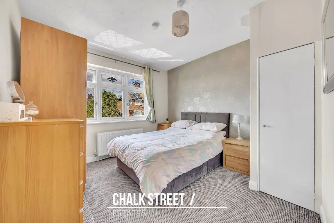 Kingshill Avenue, Romford, RM5, photo 11