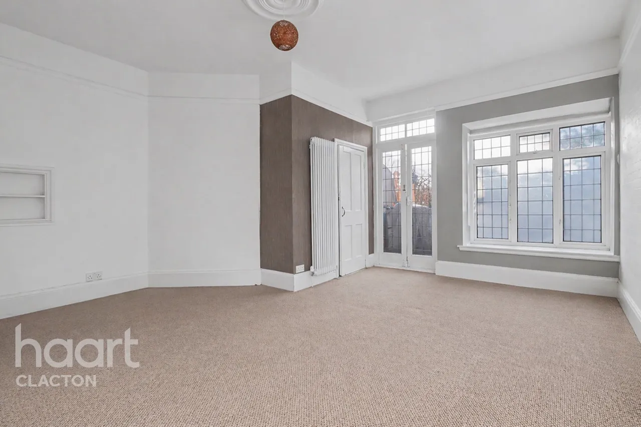 Beaconsfield Road, Clacton-On-Sea, CO15, photo 2