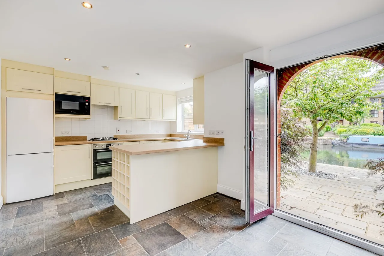 Albany Mews, Ware, SG12 7AL, photo 4