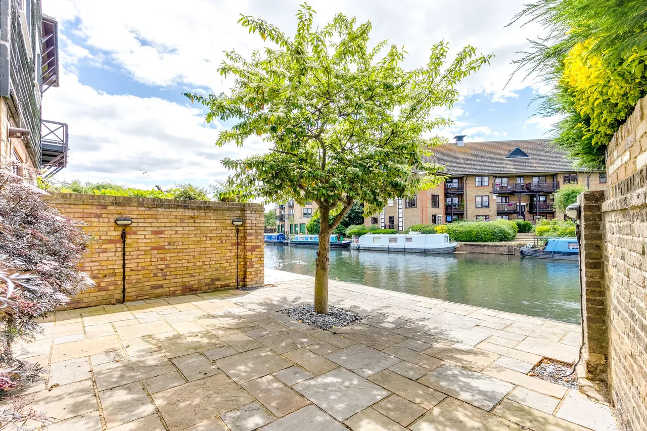 Albany Mews, Ware, SG12 7AL, photo 3