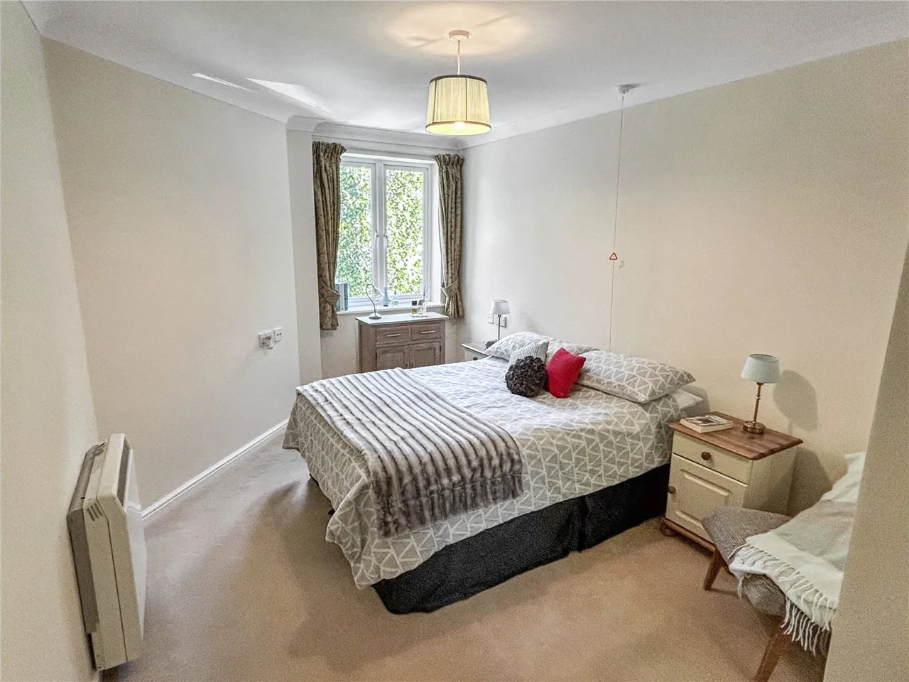 Gwenllian Morgan Court, Heol Gouesnou, LD3, photo 9