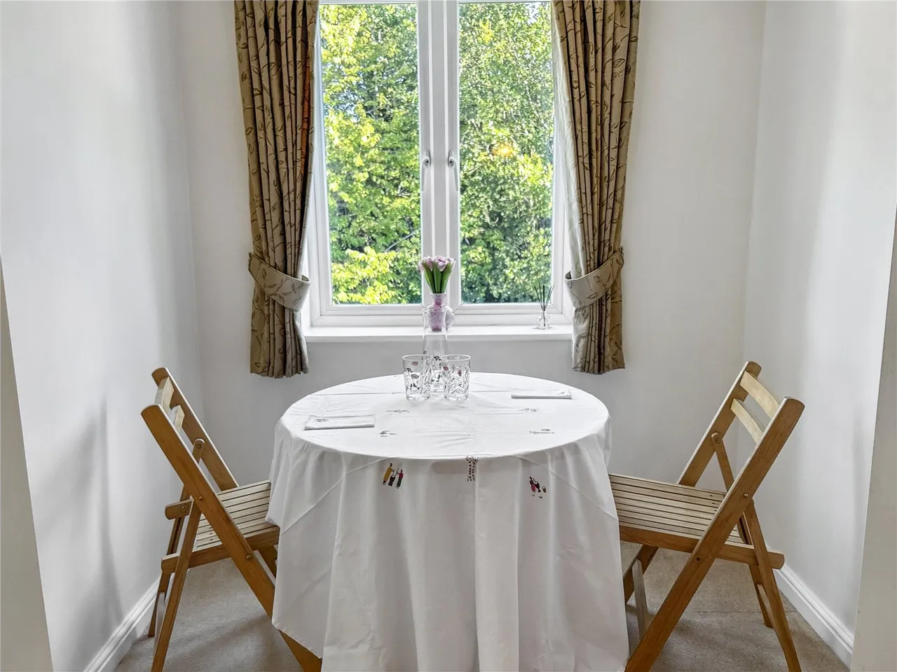 Gwenllian Morgan Court, Heol Gouesnou, LD3, photo 5