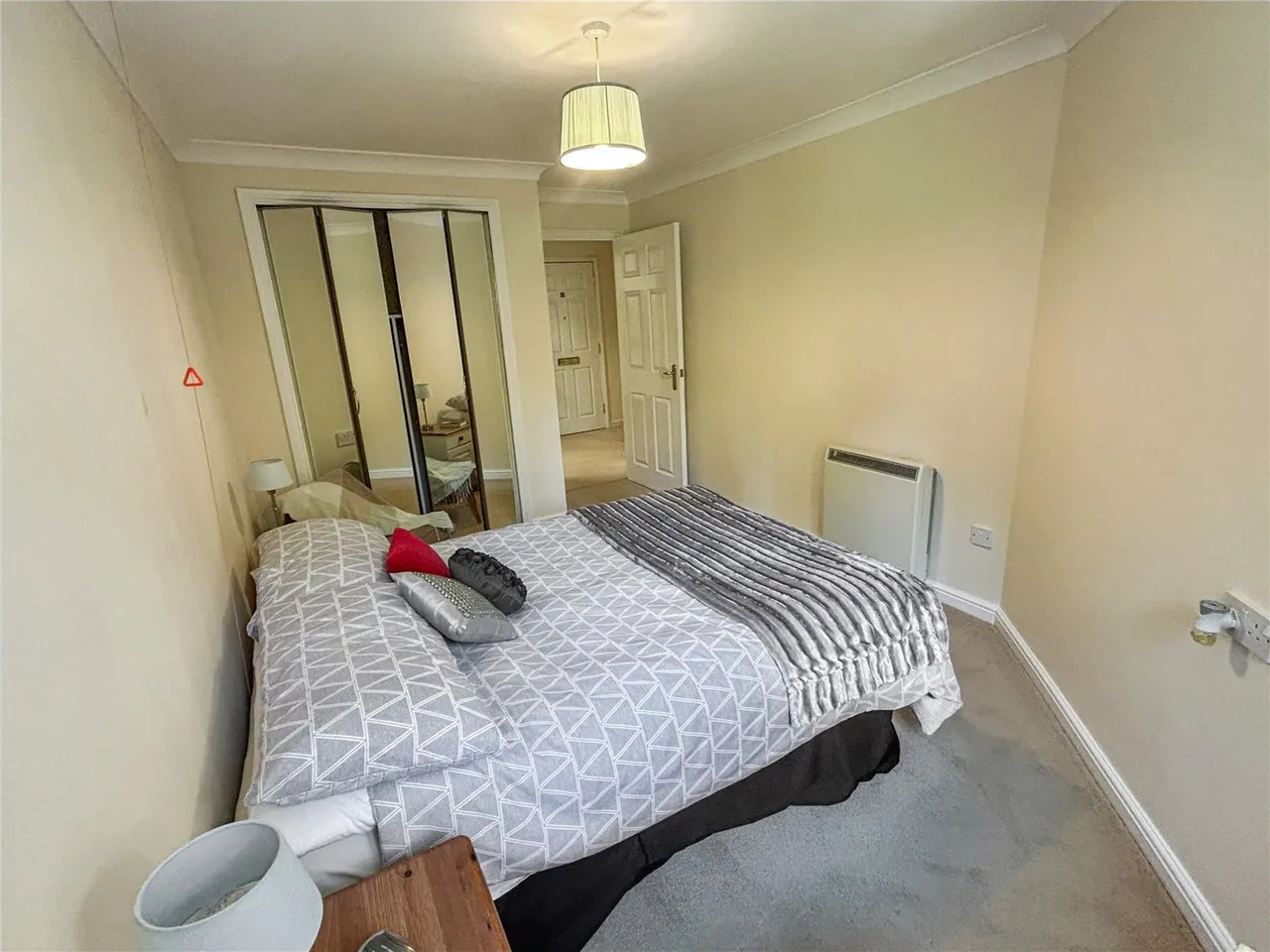 Gwenllian Morgan Court, Heol Gouesnou, LD3, photo 8