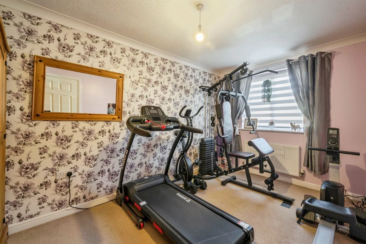 Annie Senior Gardens, Bolton-Upon-Dearne, S63, photo 14