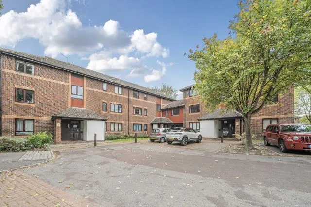 Pebble Drive, Didcot, OX11, photo 18