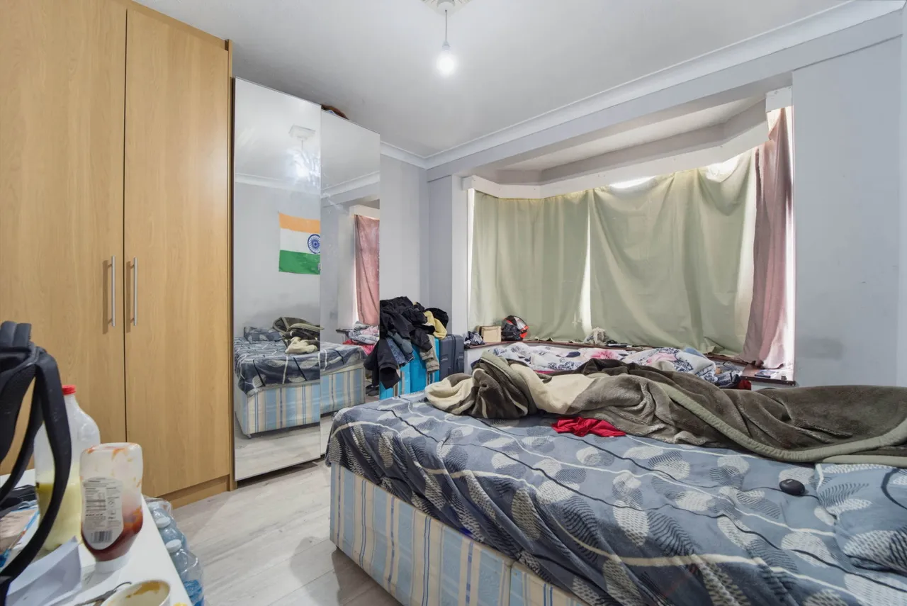 Park Avenue, Southall, UB1 3AN, photo 5