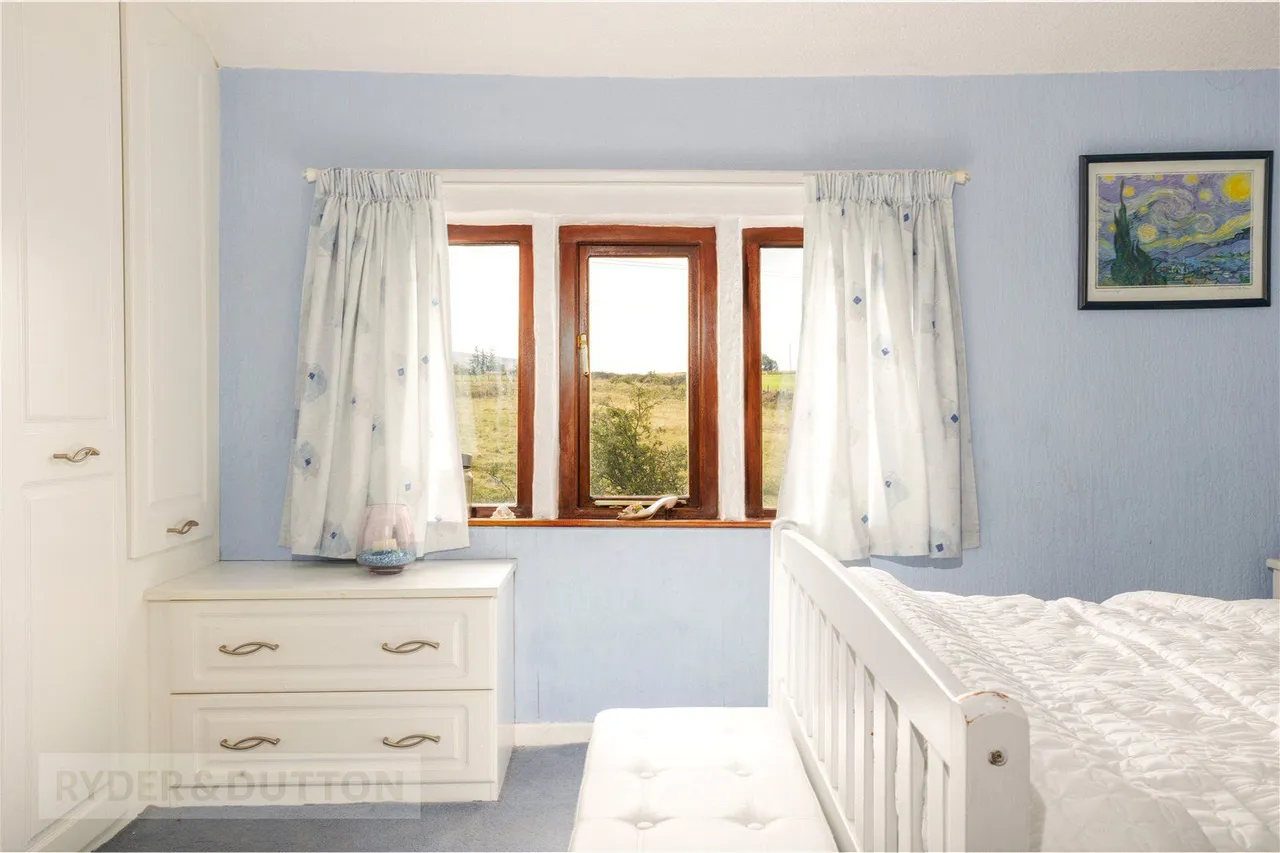 Luzley Road, Ashton-under-Lyne, OL6, photo 25