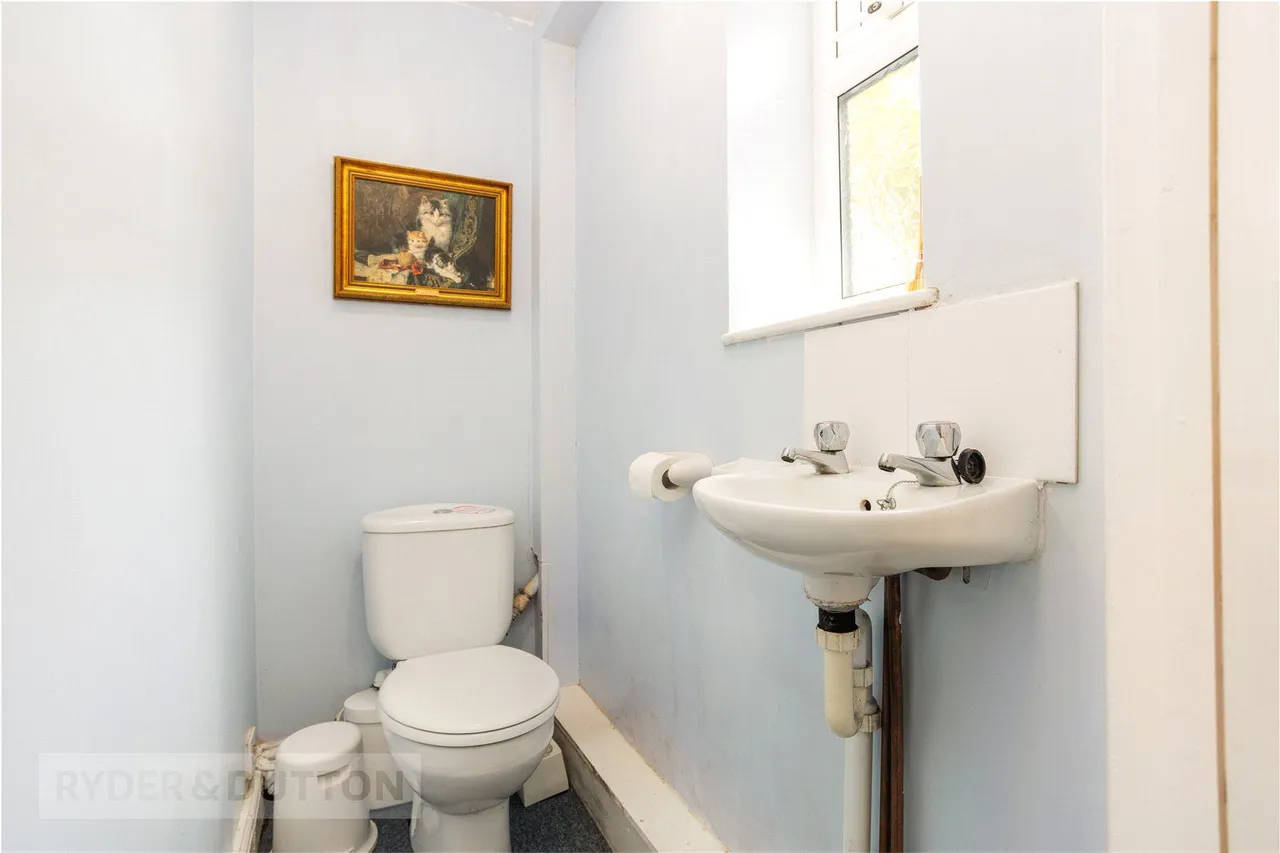 Luzley Road, Ashton-under-Lyne, OL6, photo 12