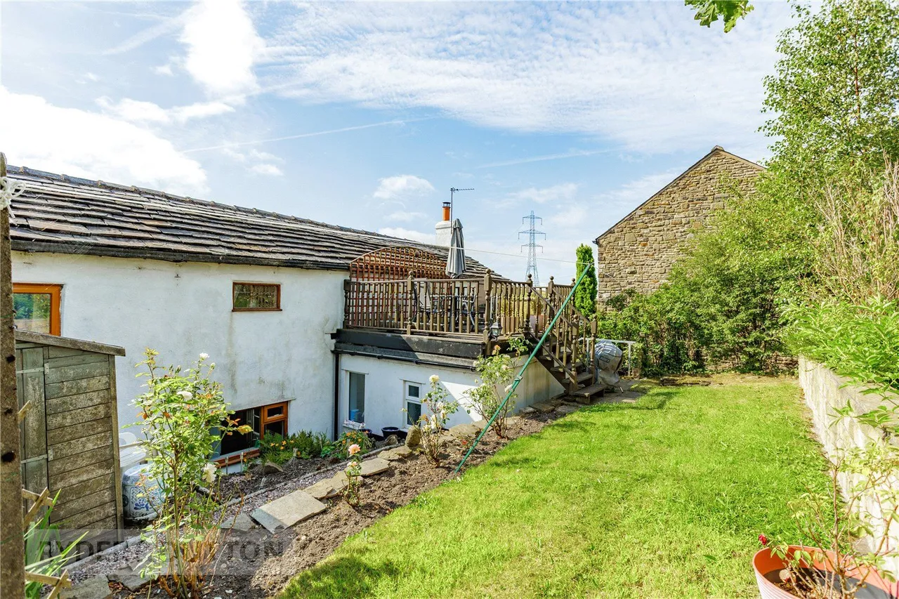 Luzley Road, Ashton-under-Lyne, OL6, photo 17