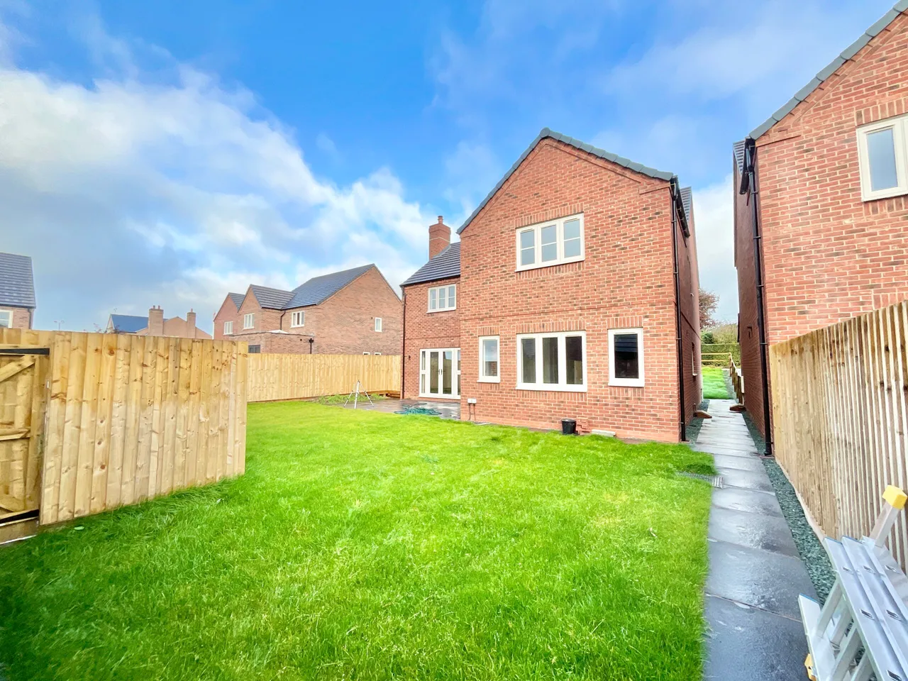 Stafford Road, Woodseaves, ST20, photo 5