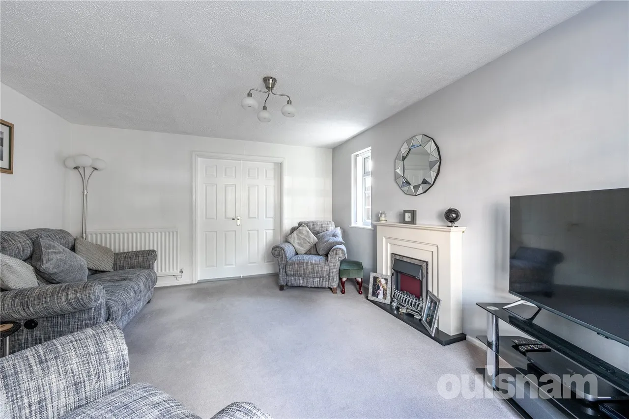Kingscote Close Church Hill North, Redditch, Worcestershire, B98 9LJ, photo 5