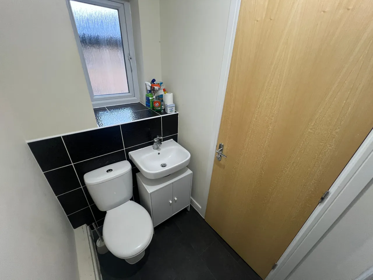 Old Towcester Road, NORTHAMPTON, photo 6