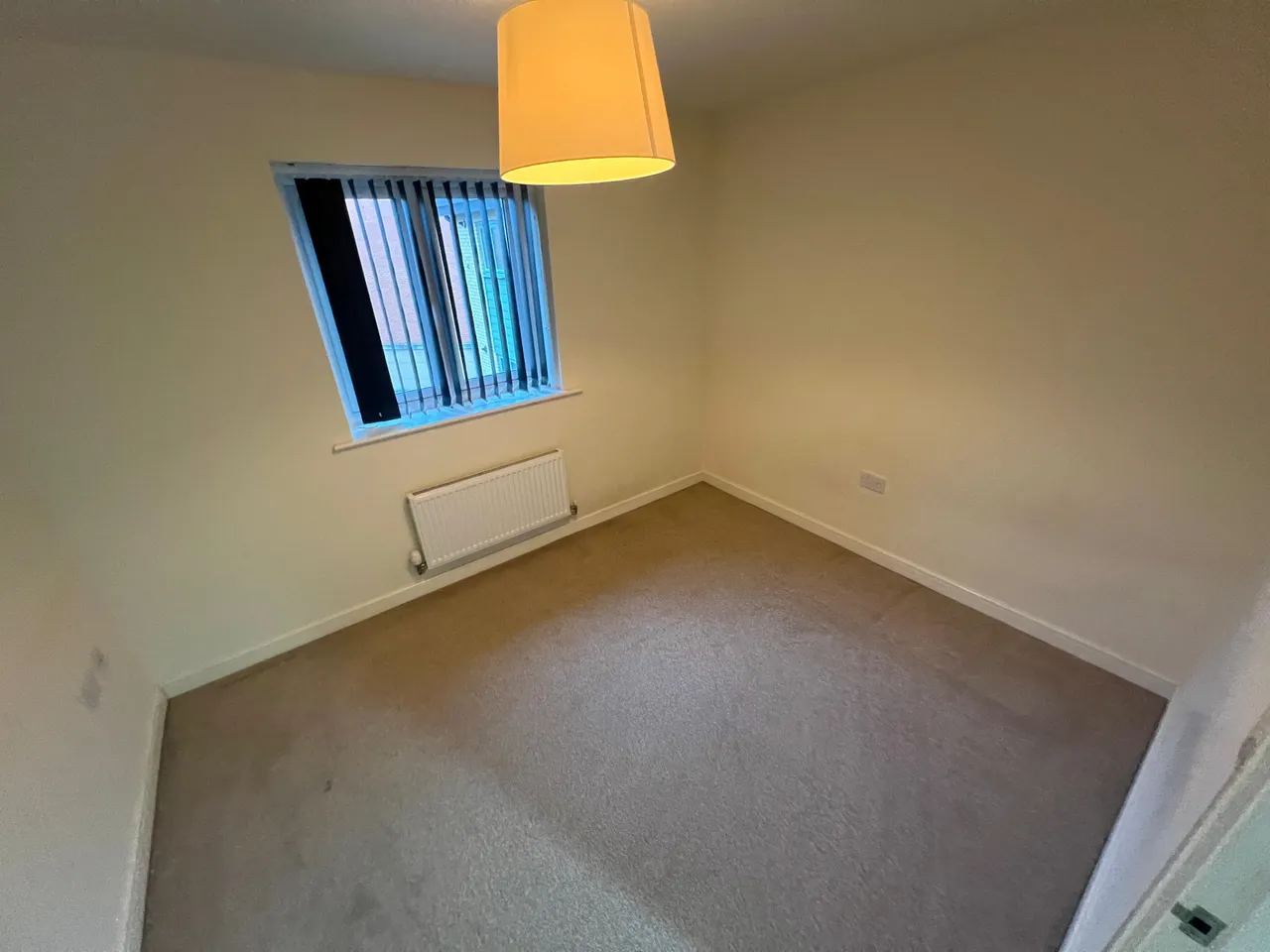 Old Towcester Road, NORTHAMPTON, photo 3