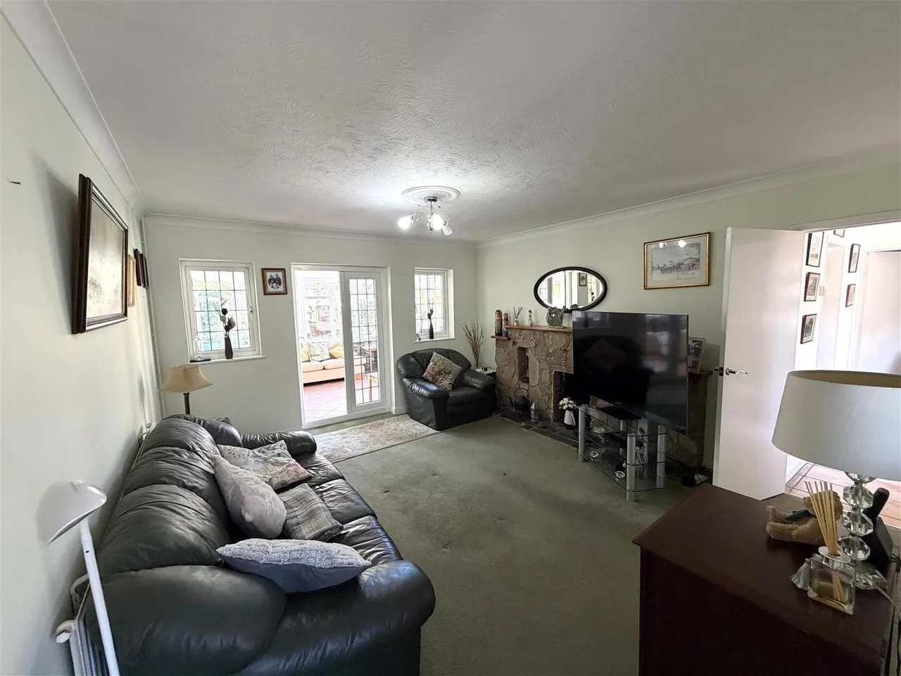 Belgrave Road, Sunbury-On-Thames, photo 3