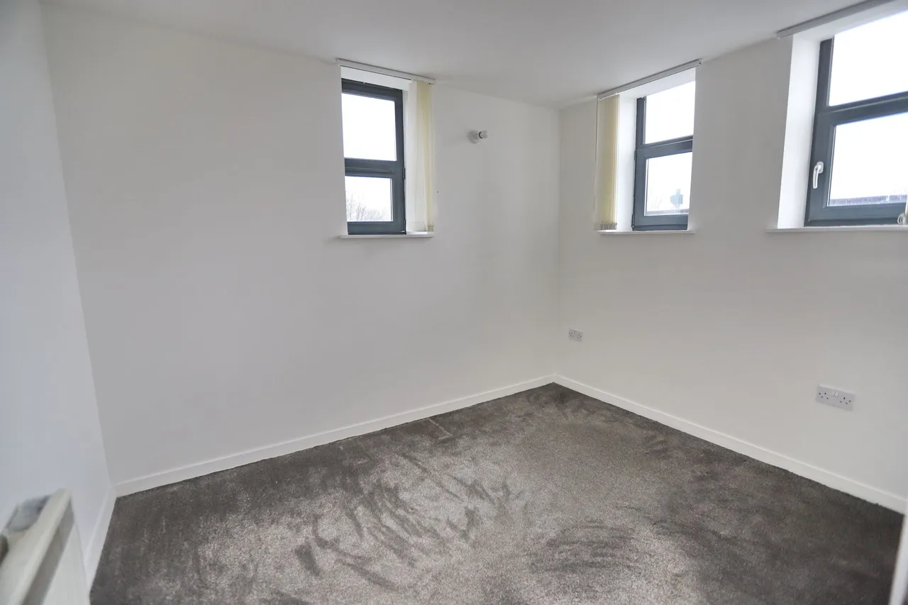 Grey Street, Prestwich, M25, photo 4