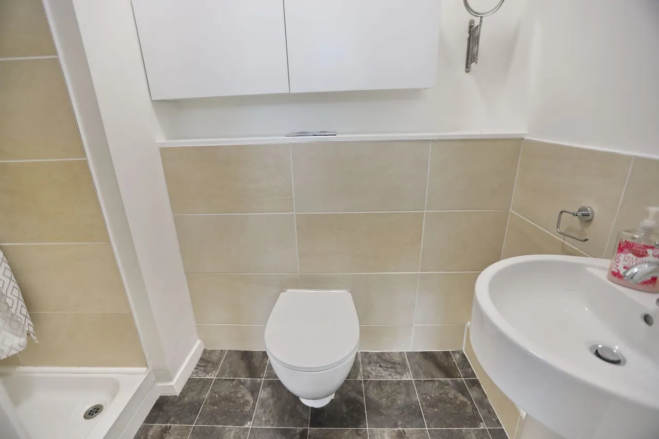 Grey Street, Prestwich, M25, photo 14