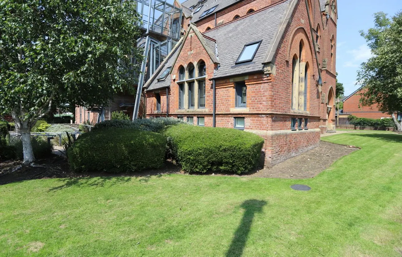 Grey Street, Prestwich, M25, photo 17