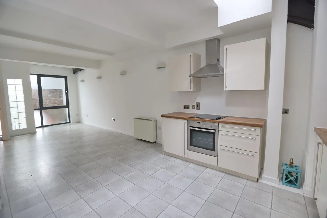 Grey Street, Prestwich, M25, photo 8
