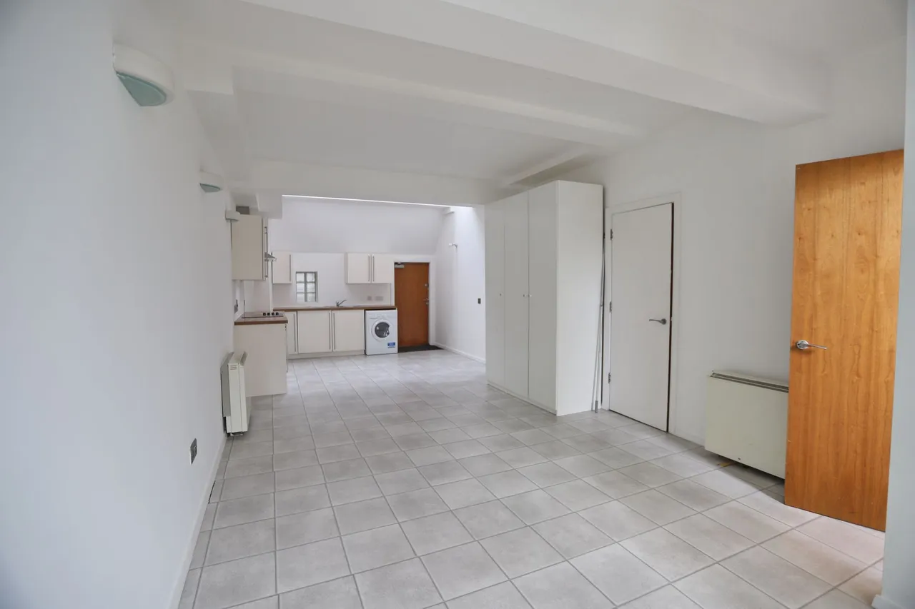 Grey Street, Prestwich, M25, photo 11