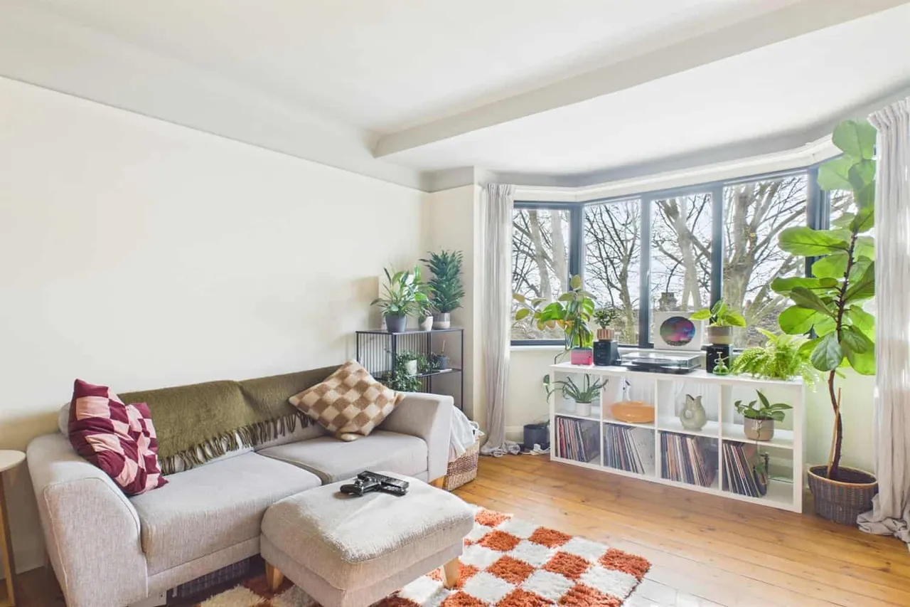 Streatham High Road, London, SW16 3NU, photo 13