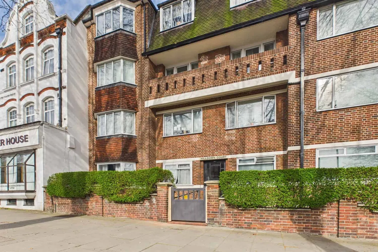 Streatham High Road, London, SW16 3NU, photo 11