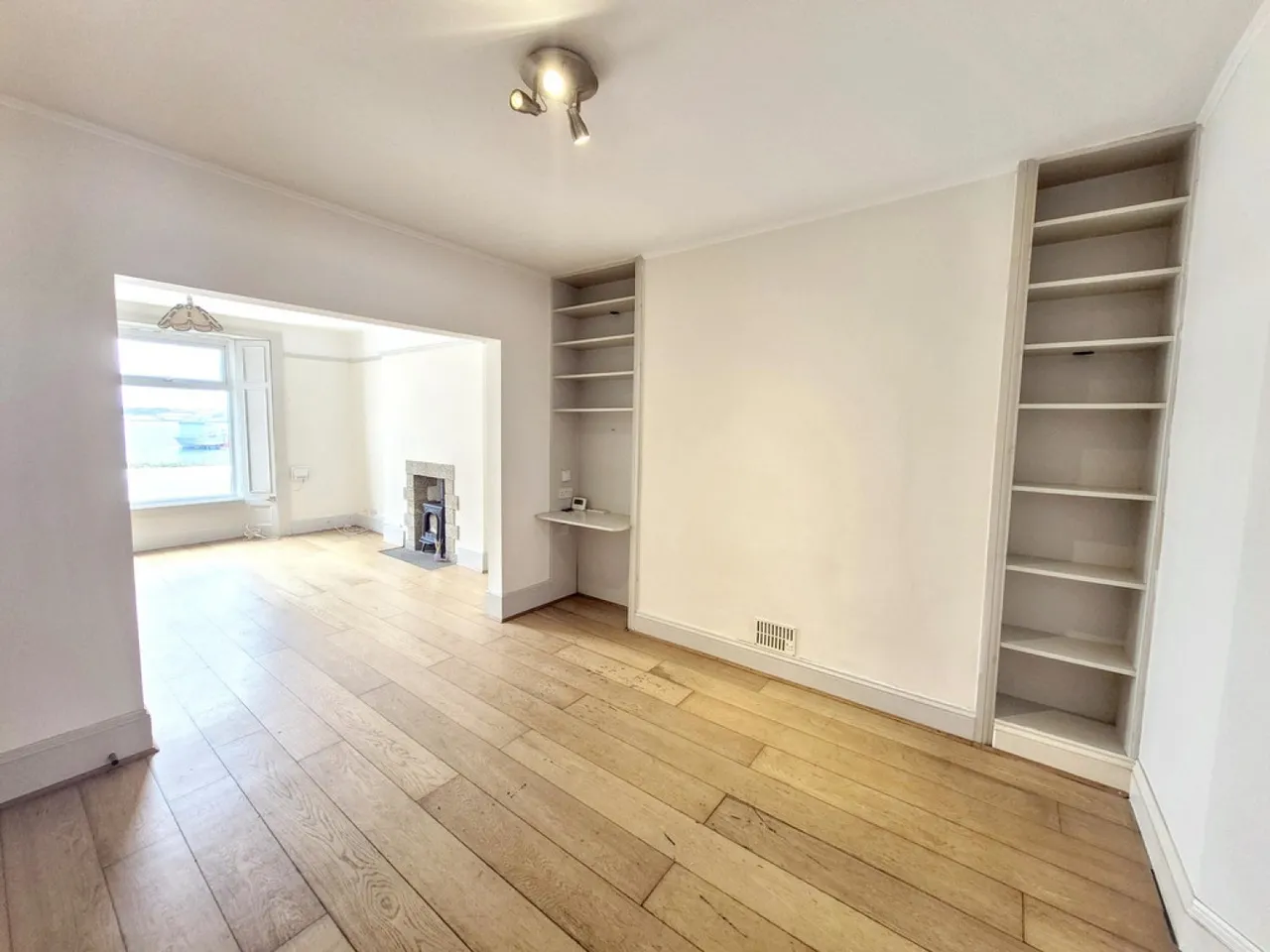 Thetis Place, Wodehouse Terrace, photo 3