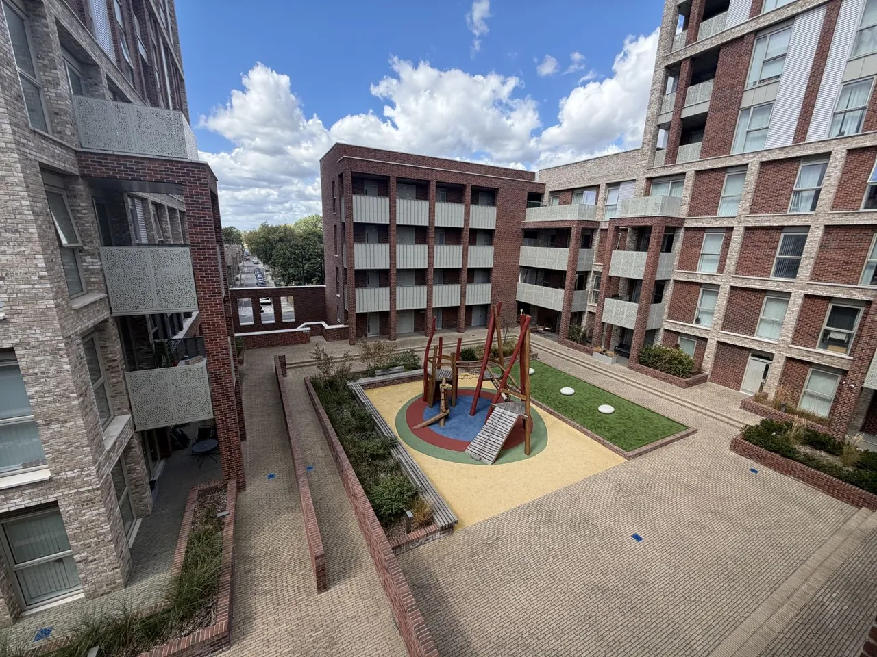 Wagtail Walk, London, SE2, photo 13