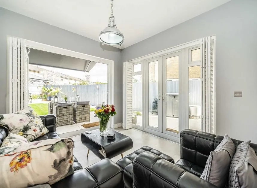 Lendy Place, Sunbury-on-thames, TW16, photo 4
