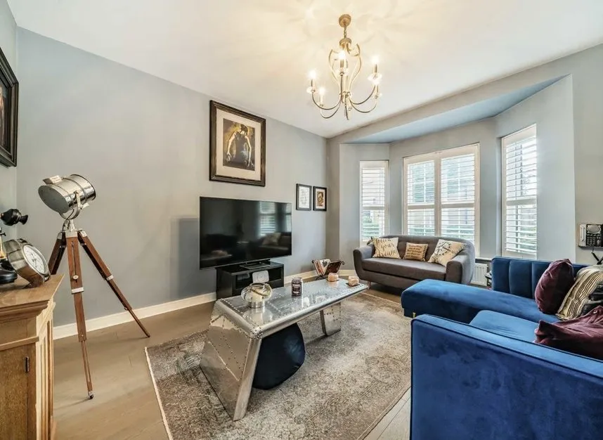 Lendy Place, Sunbury-on-thames, TW16, photo 2