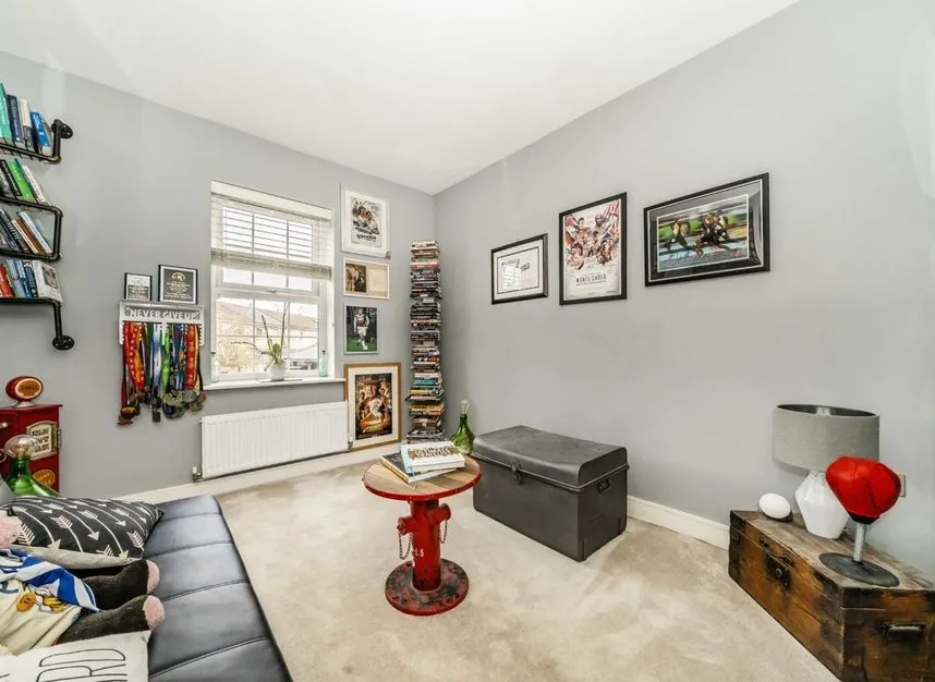 Lendy Place, Sunbury-on-thames, TW16, photo 5
