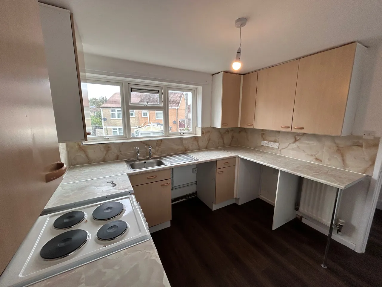 Weller Road, Corsham, SN13, photo 9