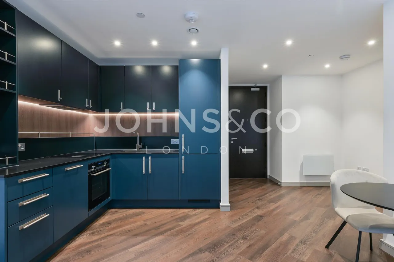 Eden Grove, Staines-upon-Thames, TW18, photo 4