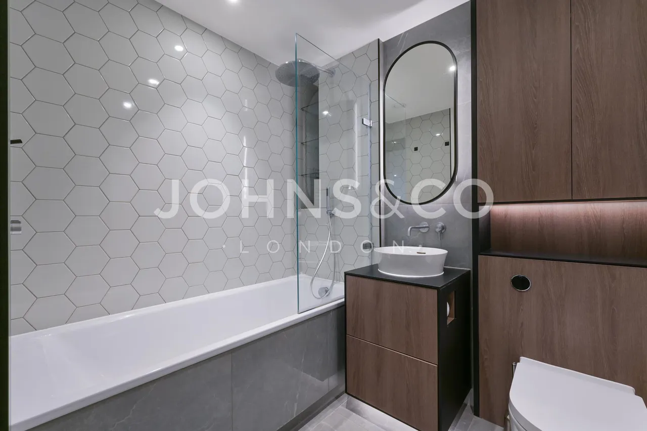 Eden Grove, Staines-upon-Thames, TW18, photo 7