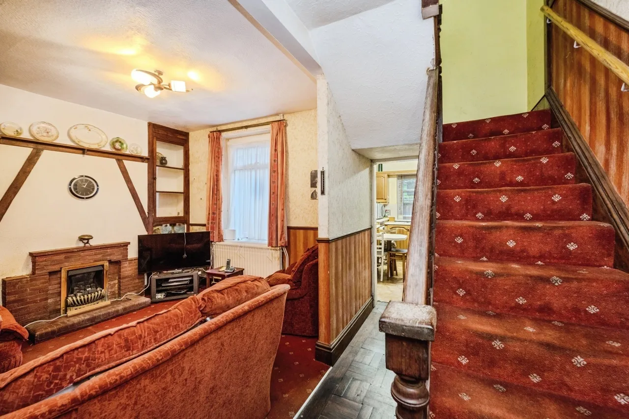 Coedsaeson Crescent, Sketty, SA2, photo 4