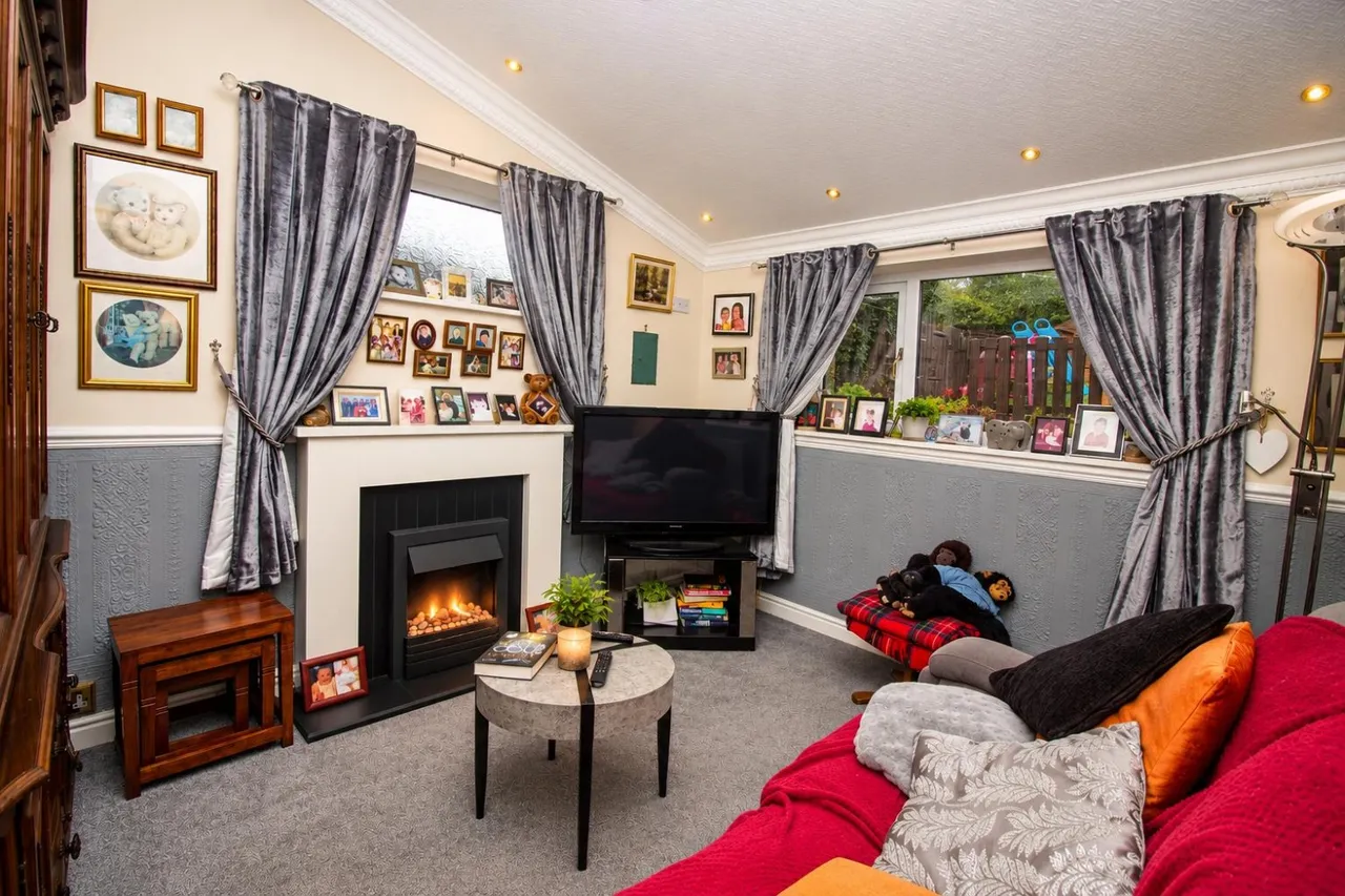 Dominica Avenue, Lower Darwen, BB3, photo 6