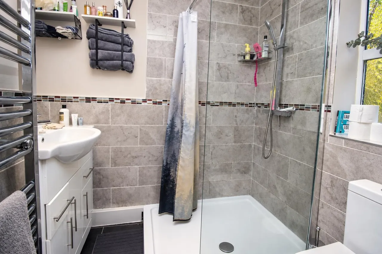 Dominica Avenue, Lower Darwen, BB3, photo 13