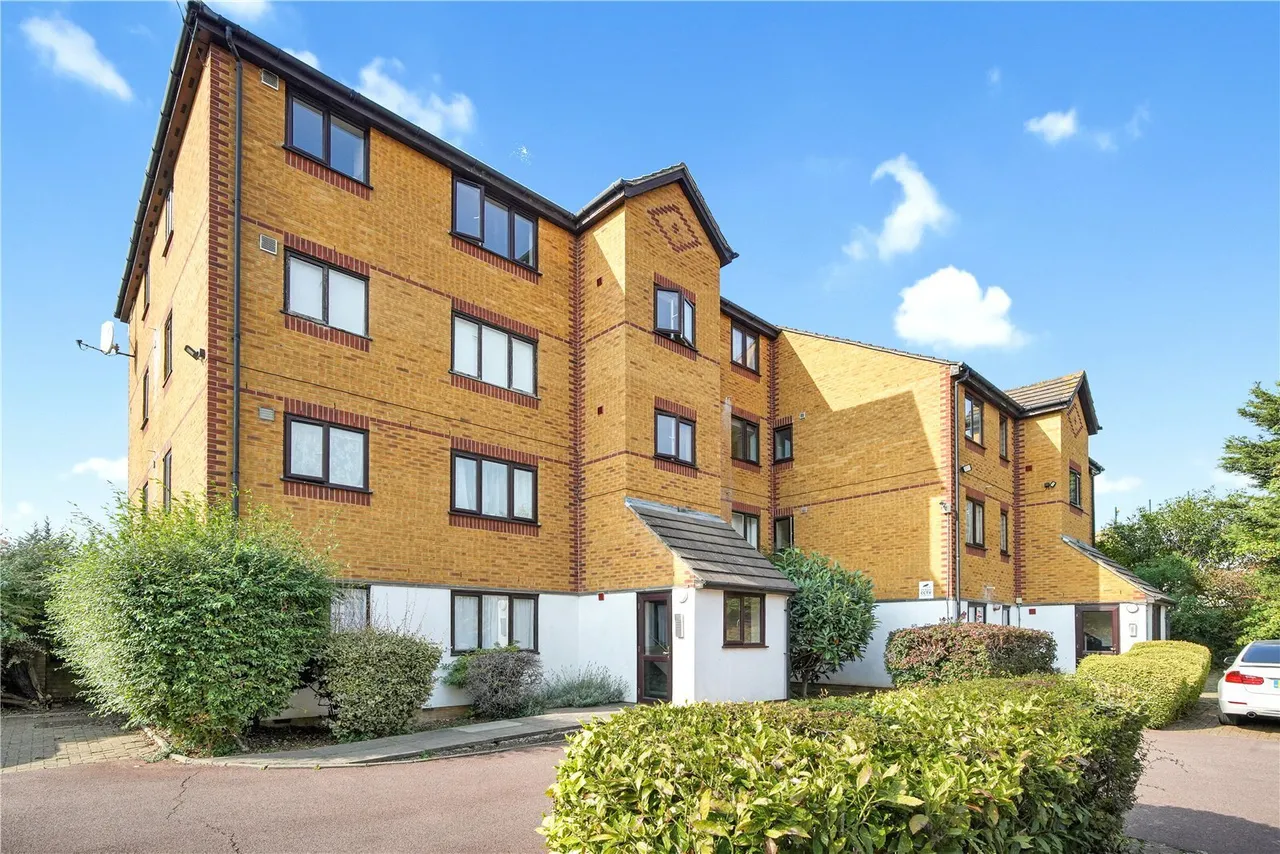 Alan Hocken Way, West Ham, E15, photo 8
