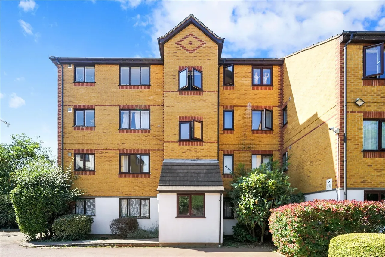 Alan Hocken Way, West Ham, E15, photo 5
