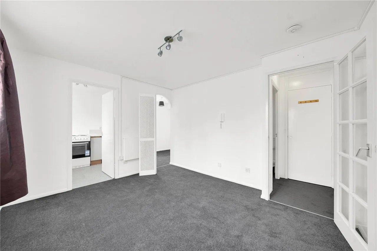 Alan Hocken Way, West Ham, E15, photo 9