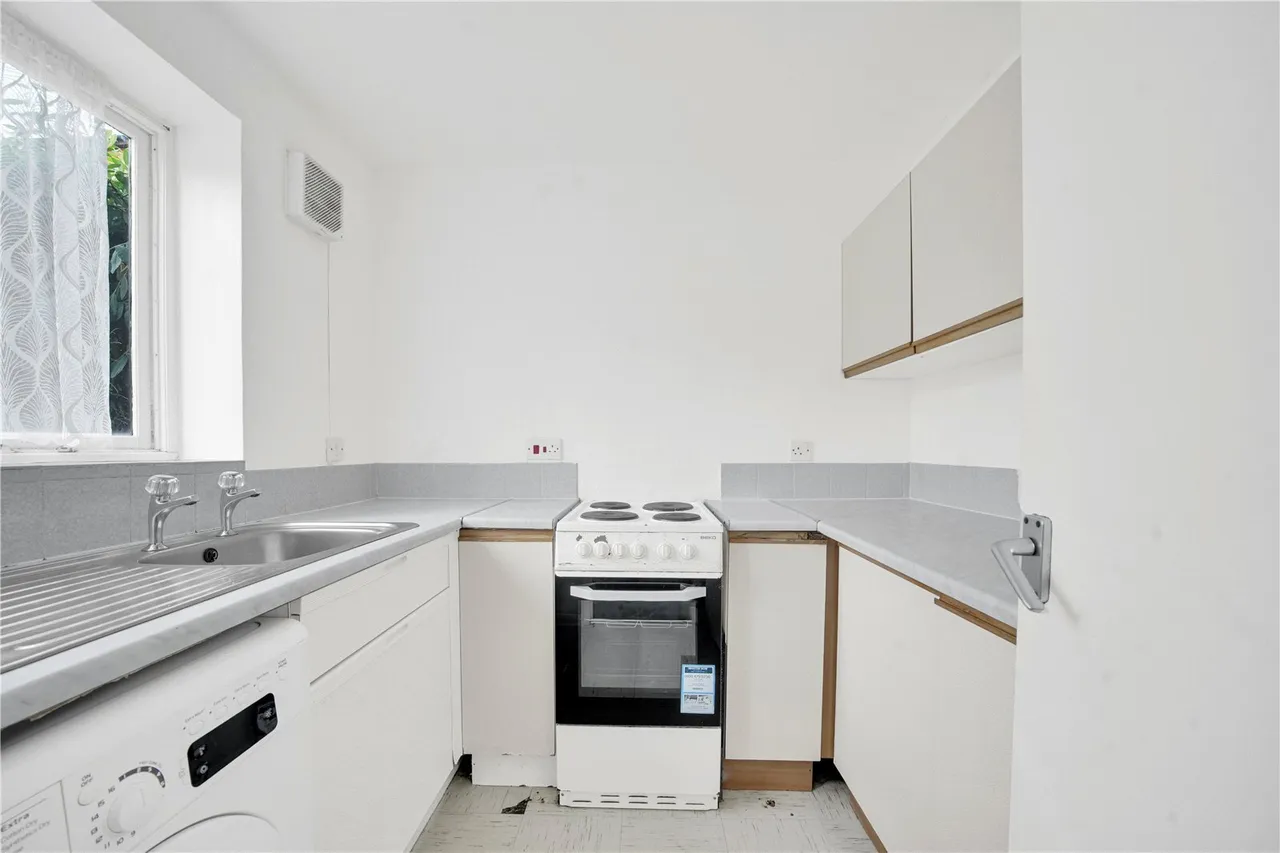 Alan Hocken Way, West Ham, E15, photo 14