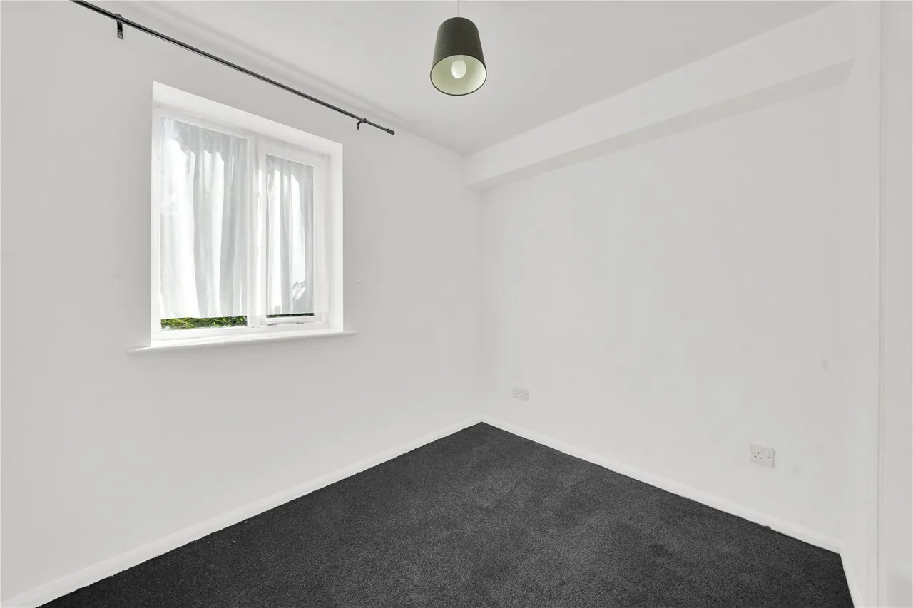 Alan Hocken Way, West Ham, E15, photo 13