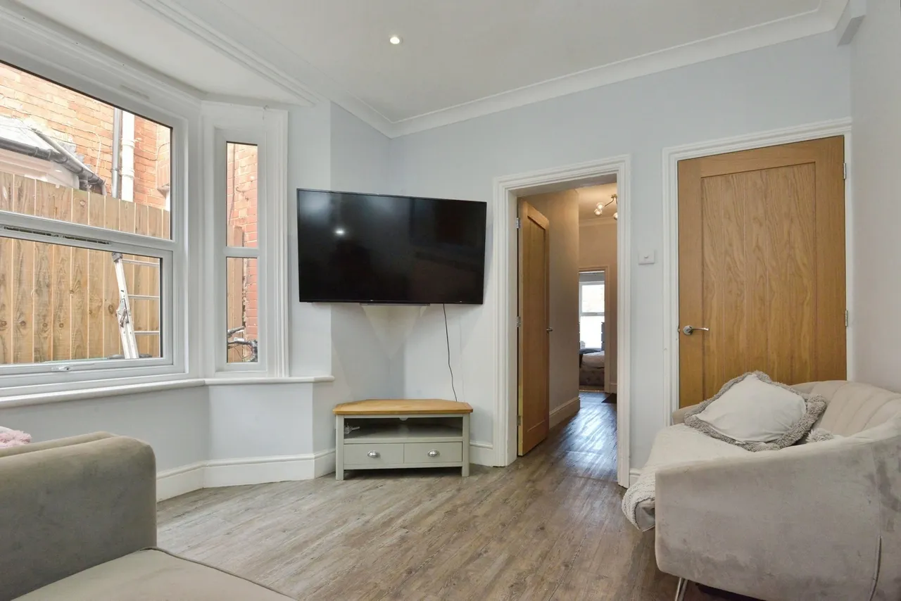 Green Lane, Wolverton, Milton Keynes, Buckinghamshire, MK12, photo 6