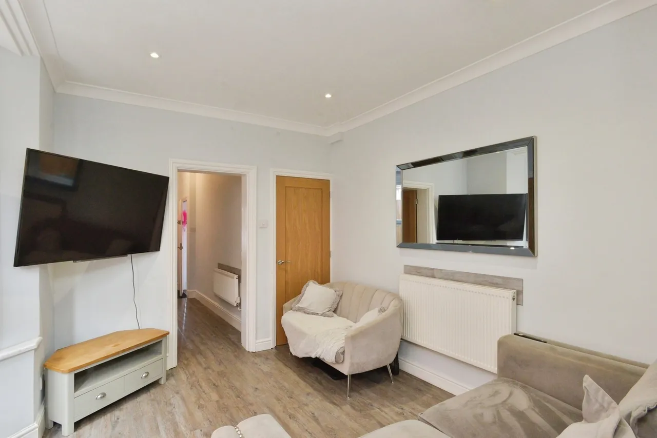 Green Lane, Wolverton, Milton Keynes, Buckinghamshire, MK12, photo 5