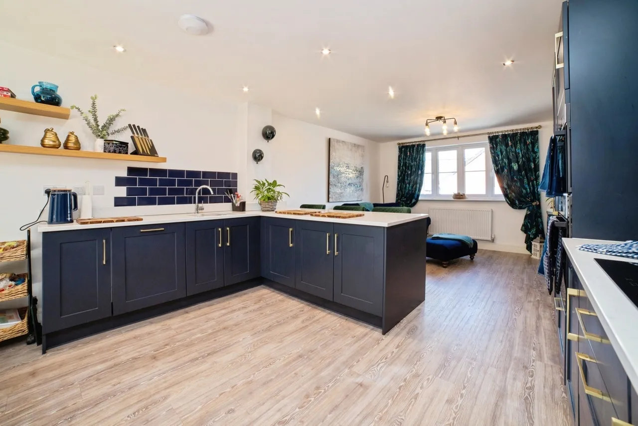 Cinder Lane, Mansfield, Nottinghamshire, NG18, photo 18
