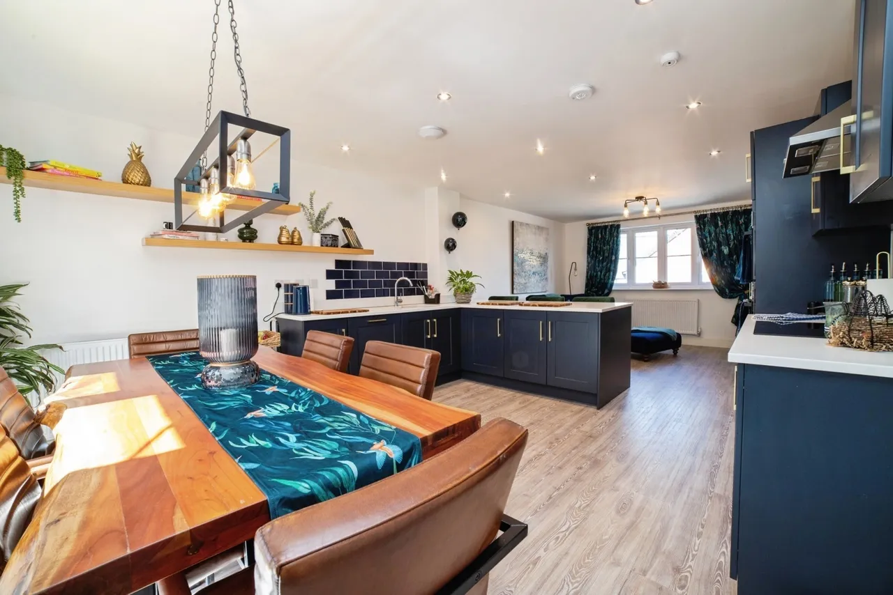 Cinder Lane, Mansfield, Nottinghamshire, NG18, photo 13