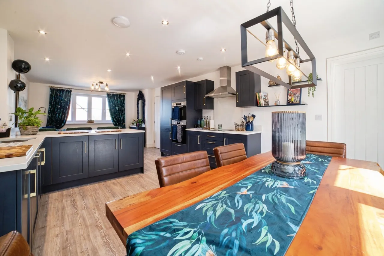 Cinder Lane, Mansfield, Nottinghamshire, NG18, photo 19