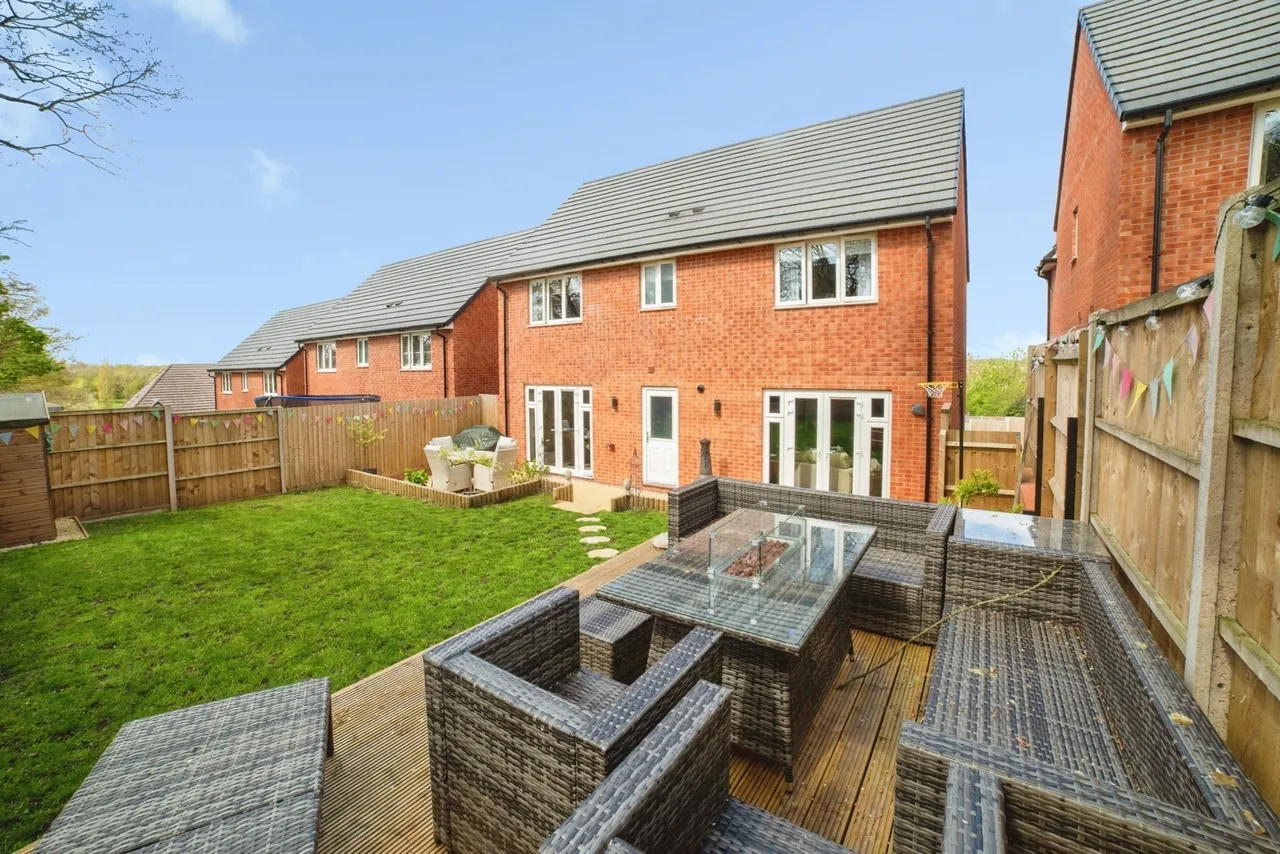 Cinder Lane, Mansfield, Nottinghamshire, NG18, photo 38