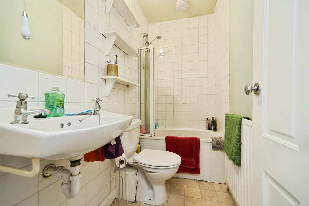 Aire View, Silsden, Keighley, photo 10