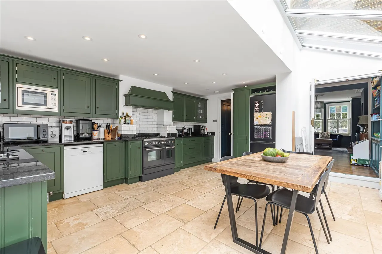 5 bed house to rent, Second Avenue, Barnes, SW14